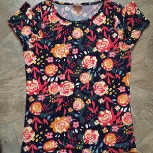 LuLaRoe GiGi Top Large EUC Last Change